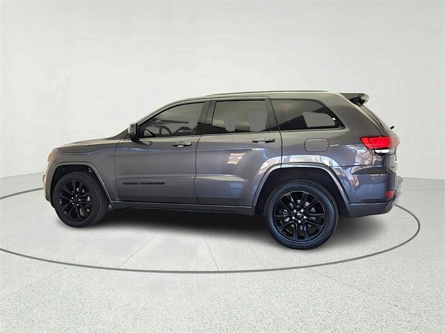 Used 2019 Jeep Grand Cherokee Altitude image 5