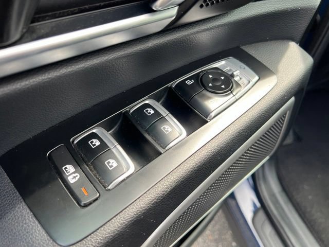 Certified 2024 Kia Telluride EX w/ EX Captain's Chair Package AWD/4WD image 33