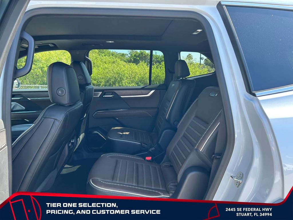 New 2026 GMC Acadia Denali Ultimate AWD/4WD image 12