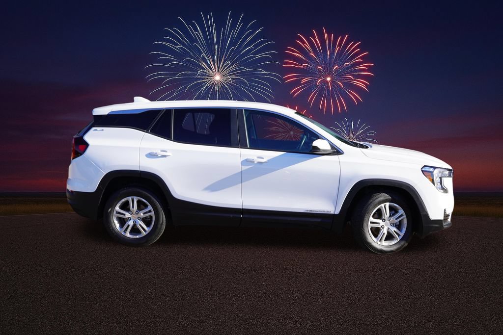 Certified 2023 GMC Terrain SLE FWD image 3