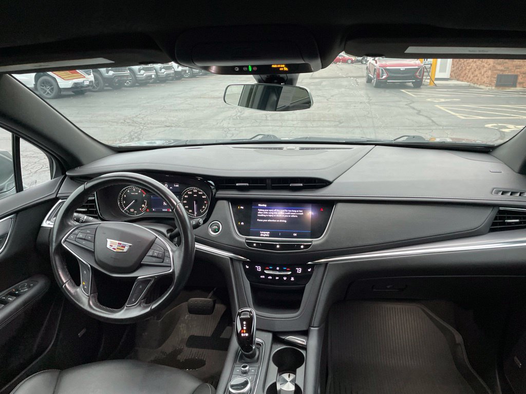 Used 2020 Cadillac XT5 Luxury w/ LPO, Floor Liner Package AWD/4WD image 17