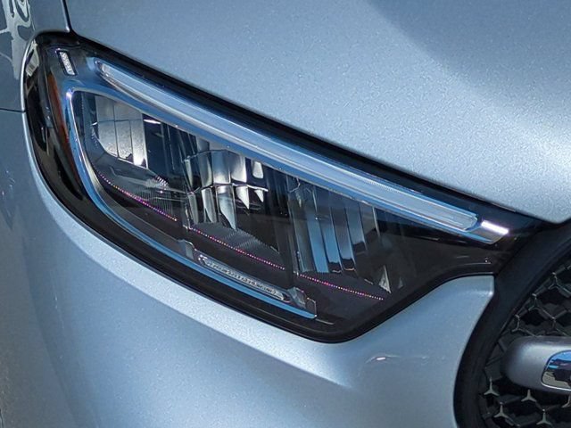 New 2026 Mercedes-Benz GLC 300 image 10