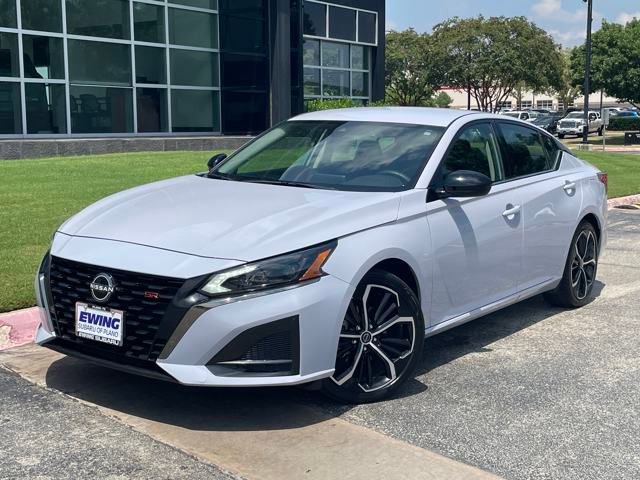 Used 2024 Nissan Altima 2.5 SR