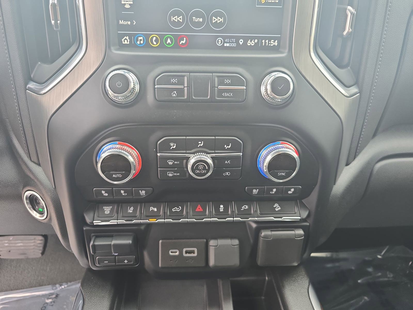 Used 2021 GMC Sierra 2500 Denali w/ Denali Ultimate Package AWD/4WD image 23