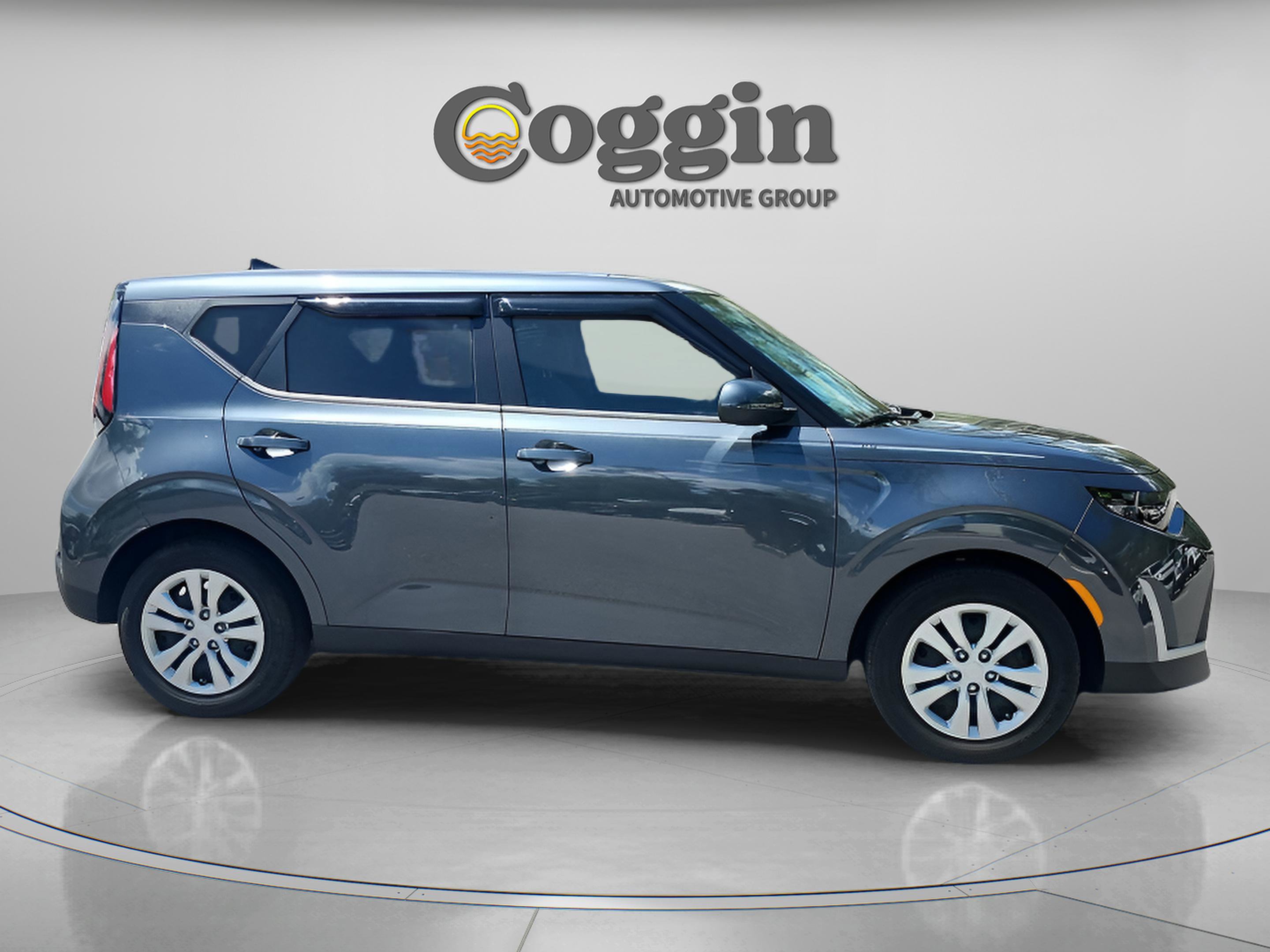Used 2024 Kia Soul LX FWD image 5