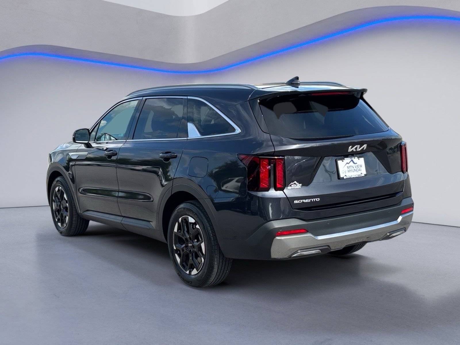 Used 2025 Kia Sorento S w/ Panoramic Sunroof Package FWD image 6
