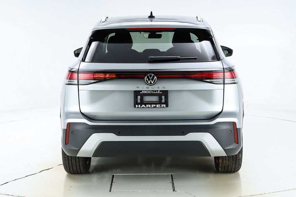New 2026 Volkswagen Tiguan SE image 7
