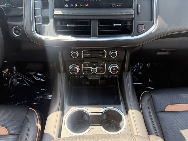 Used 2021 GMC Yukon XL AT4 w/ Rear Media and Nav Package AWD/4WD image 15