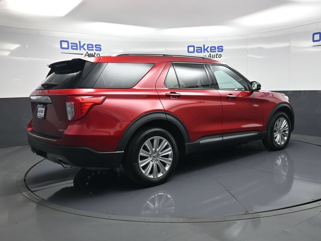 Used 2024 Ford Explorer Limited w/ Equipment Group 301A AWD/4WD image 7