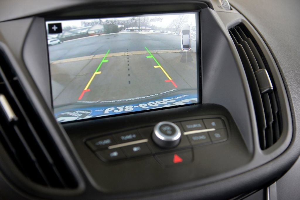 Used 2019 Ford Escape SEL image 20