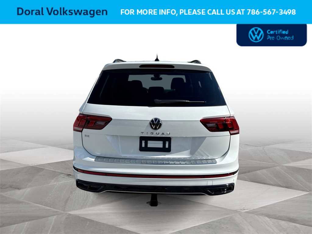 Certified 2024 Volkswagen Tiguan SE R-Line image 7