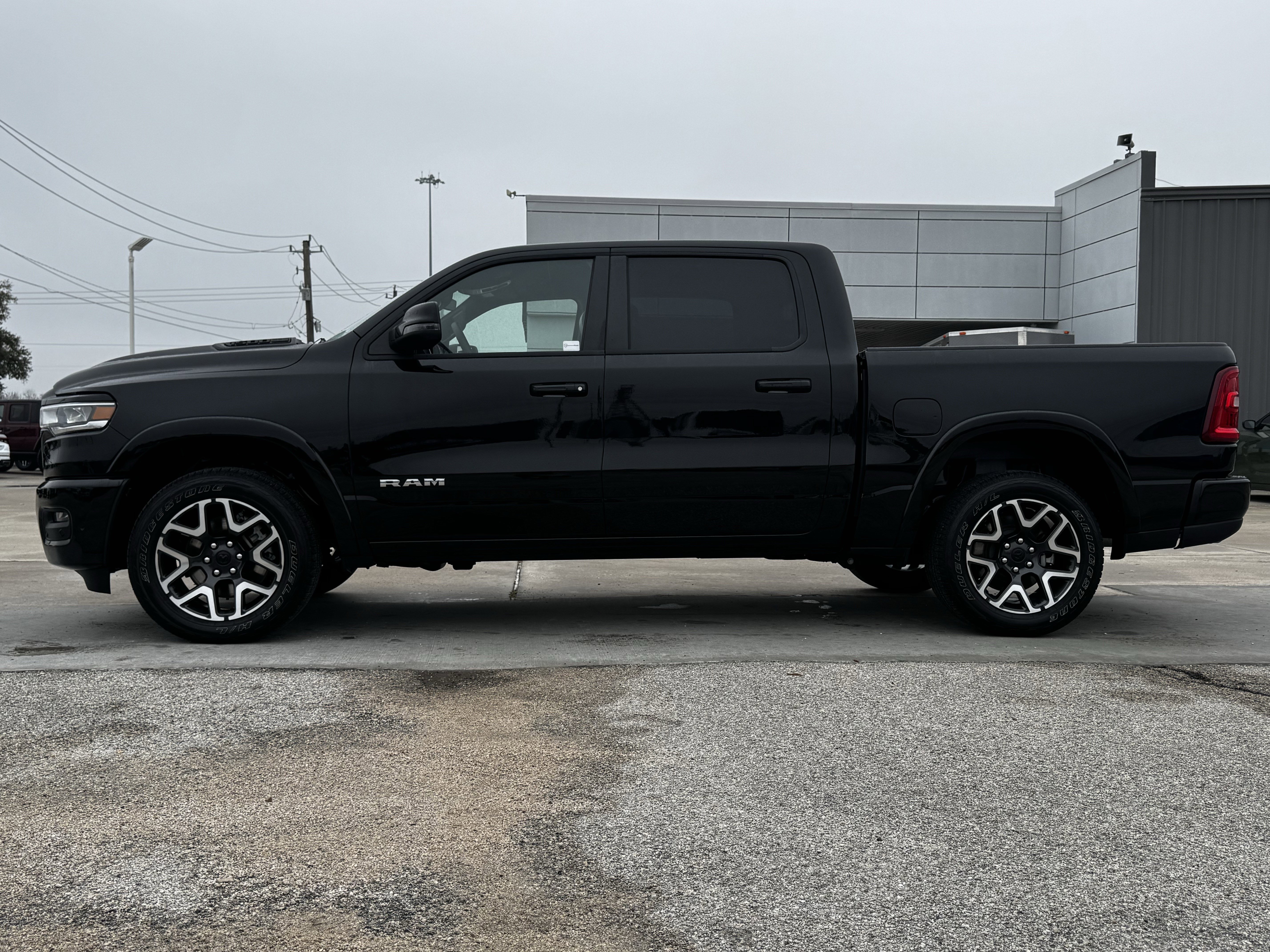 Used 2025 RAM 1500 Laramie w/ Sport Appearance Package image 7