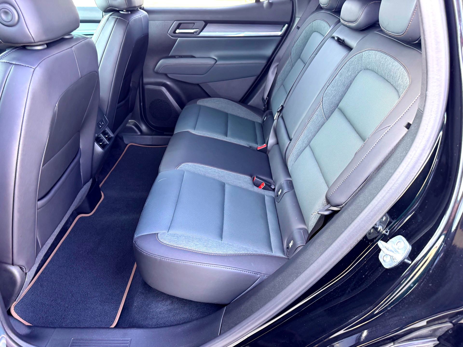 Used 2026 GMC Terrain AT4 w/ Convenience Package III image 19