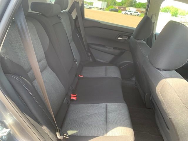 Used 2025 Nissan Rogue SV image 28