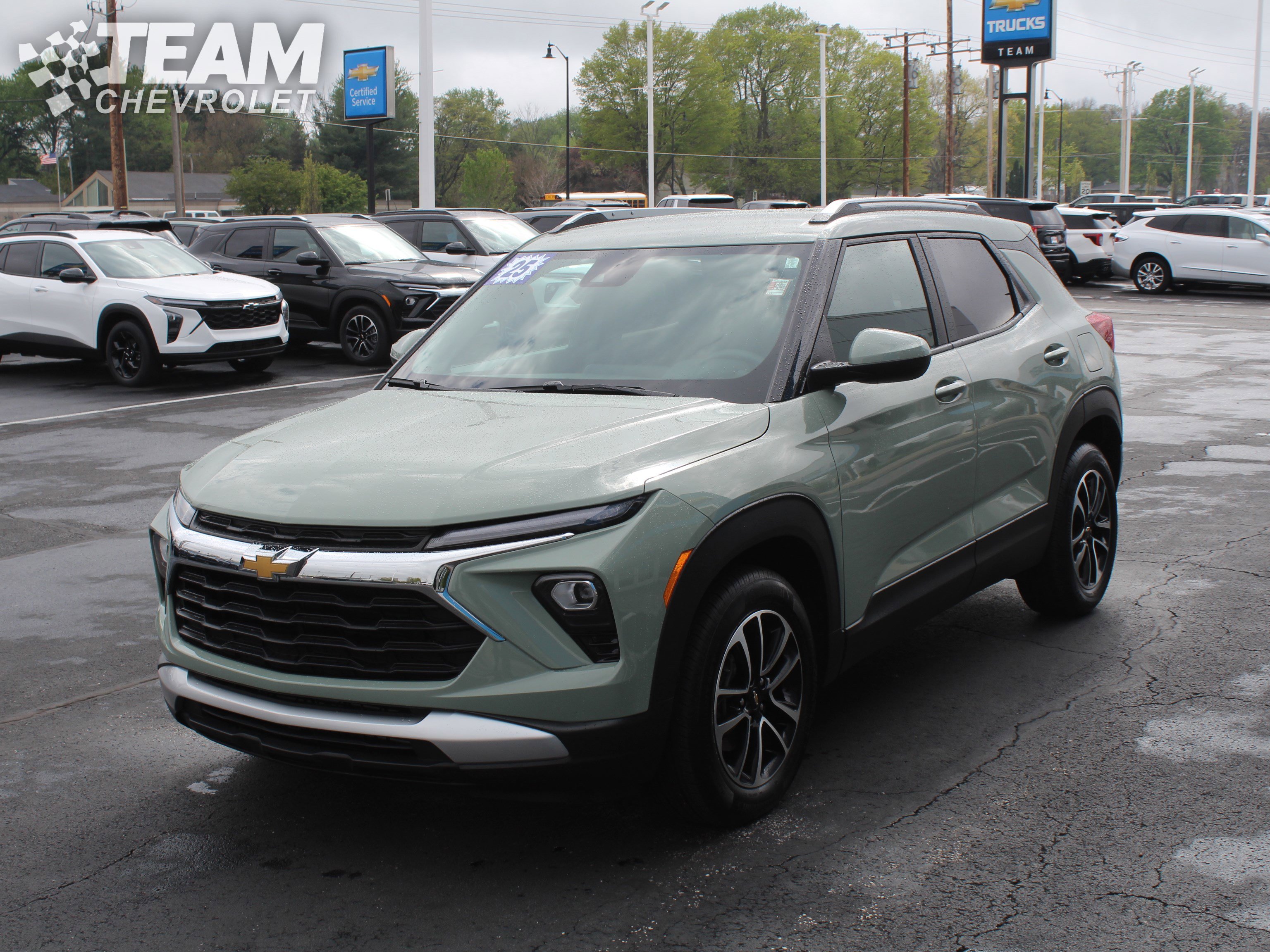 Used 2025 Chevrolet TrailBlazer LT FWD image 8