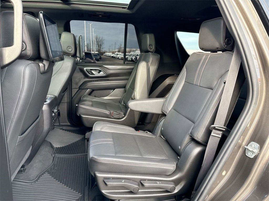 Used 2021 Chevrolet Tahoe RST w/ Luxury Package image 23