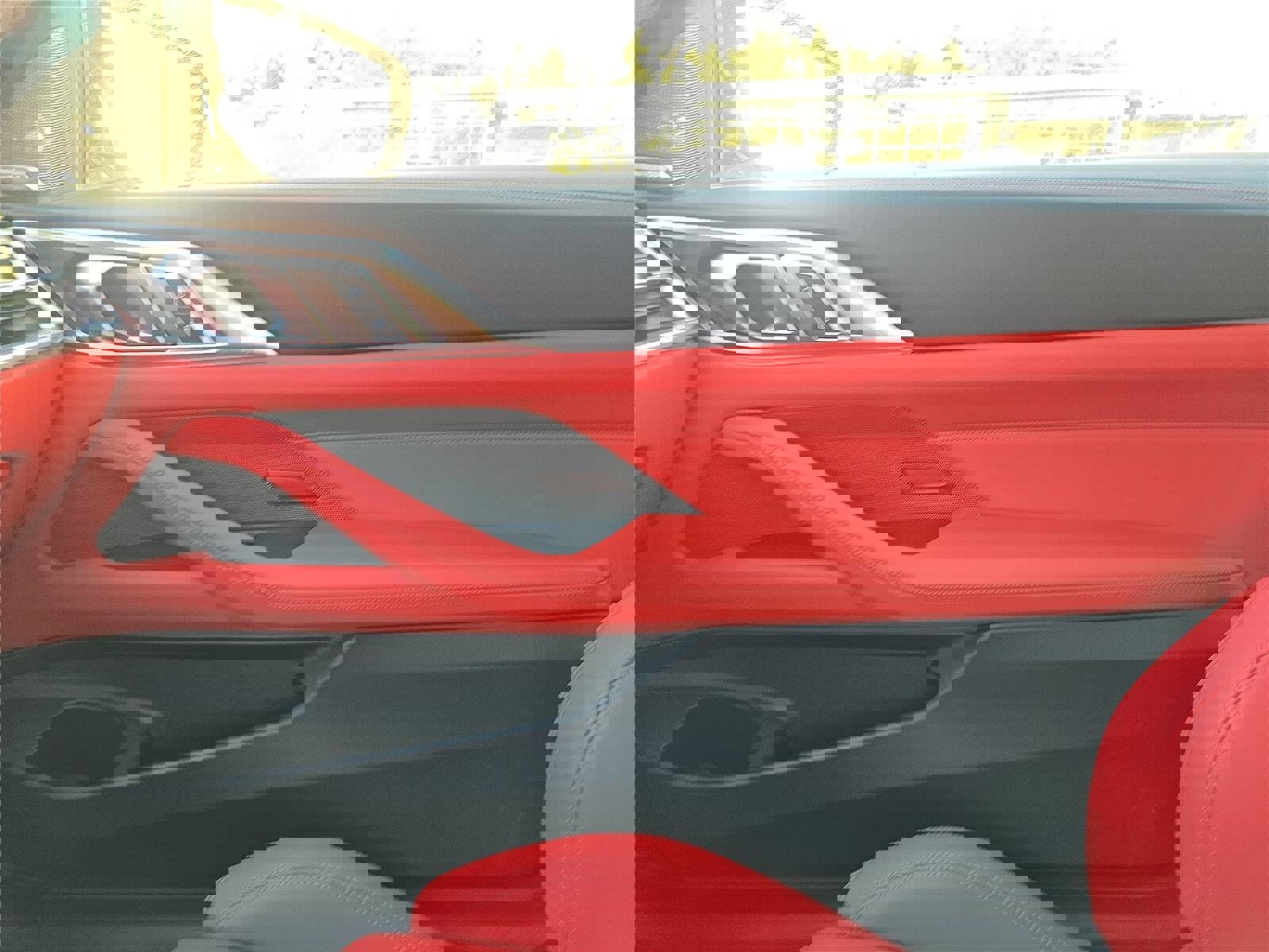 Used 2025 BMW M4 Coupe w/ Executive Package image 17