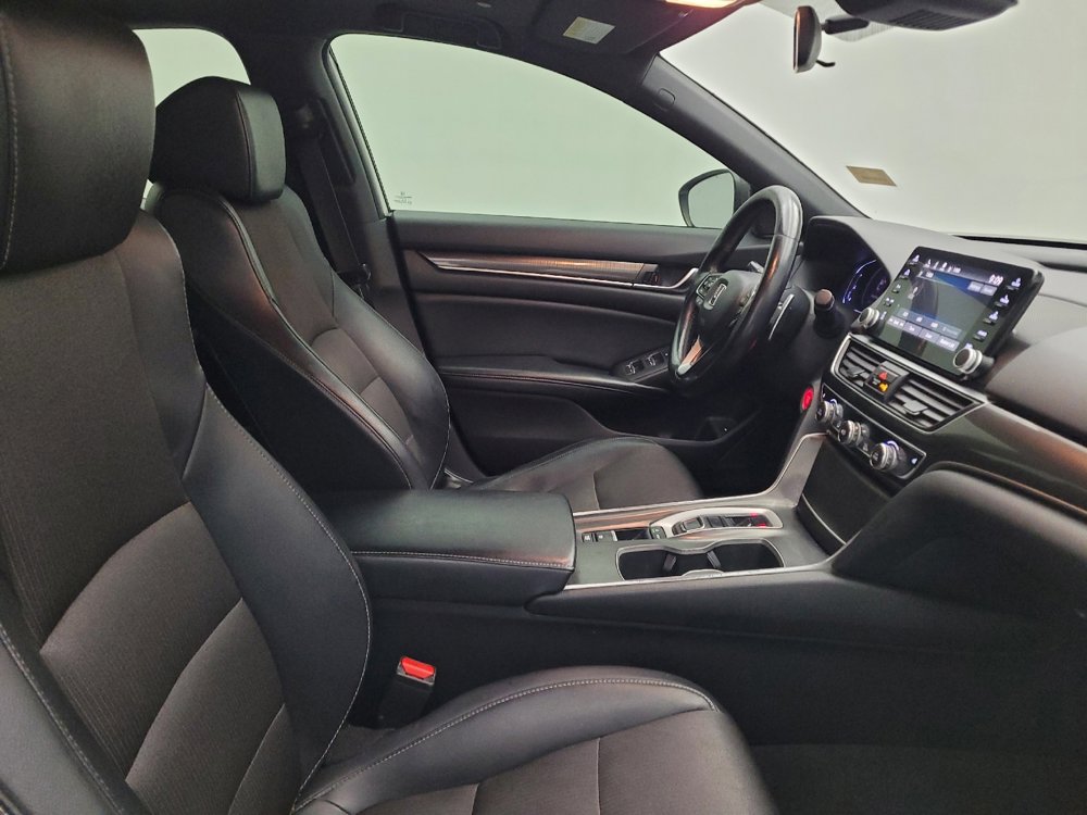 Used 2018 Honda Accord Sport image 21