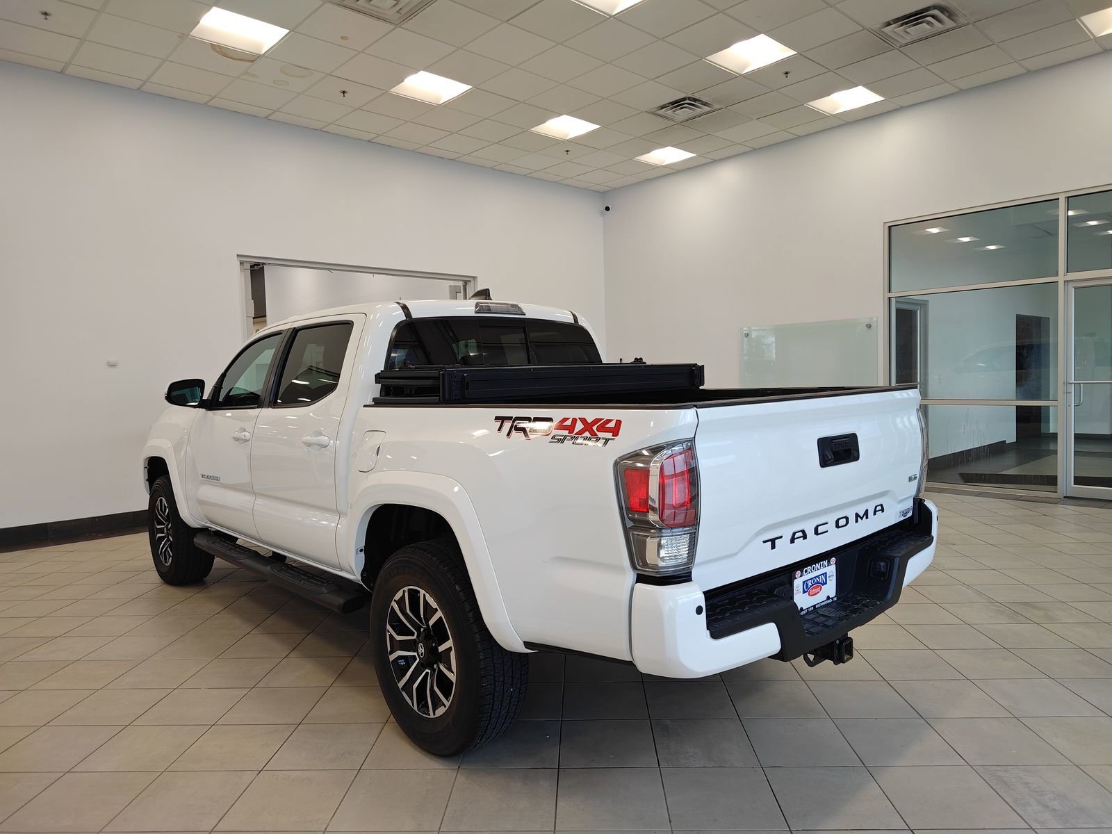 Used 2020 Toyota Tacoma TRD Sport w/ Exterior Package image 5