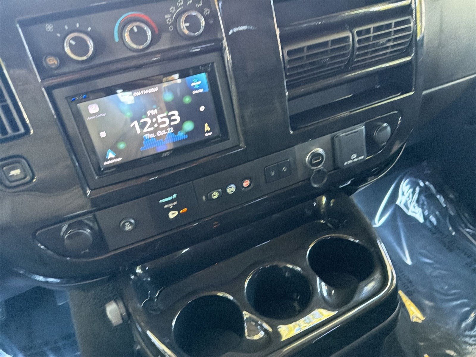 Used 2020 Chevrolet Express 2500 Extended w/ Enhanced Convenience Package RWD image 19