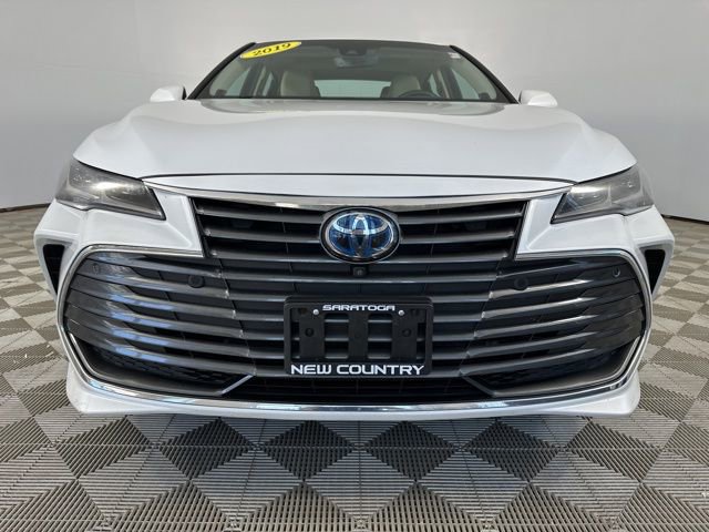 Used 2019 Toyota Avalon Limited w/ Advanced Safety Package FWD image 2