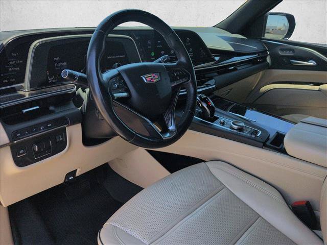 Used 2023 Cadillac Escalade Premium Luxury w/ Performance Package AWD/4WD image 14