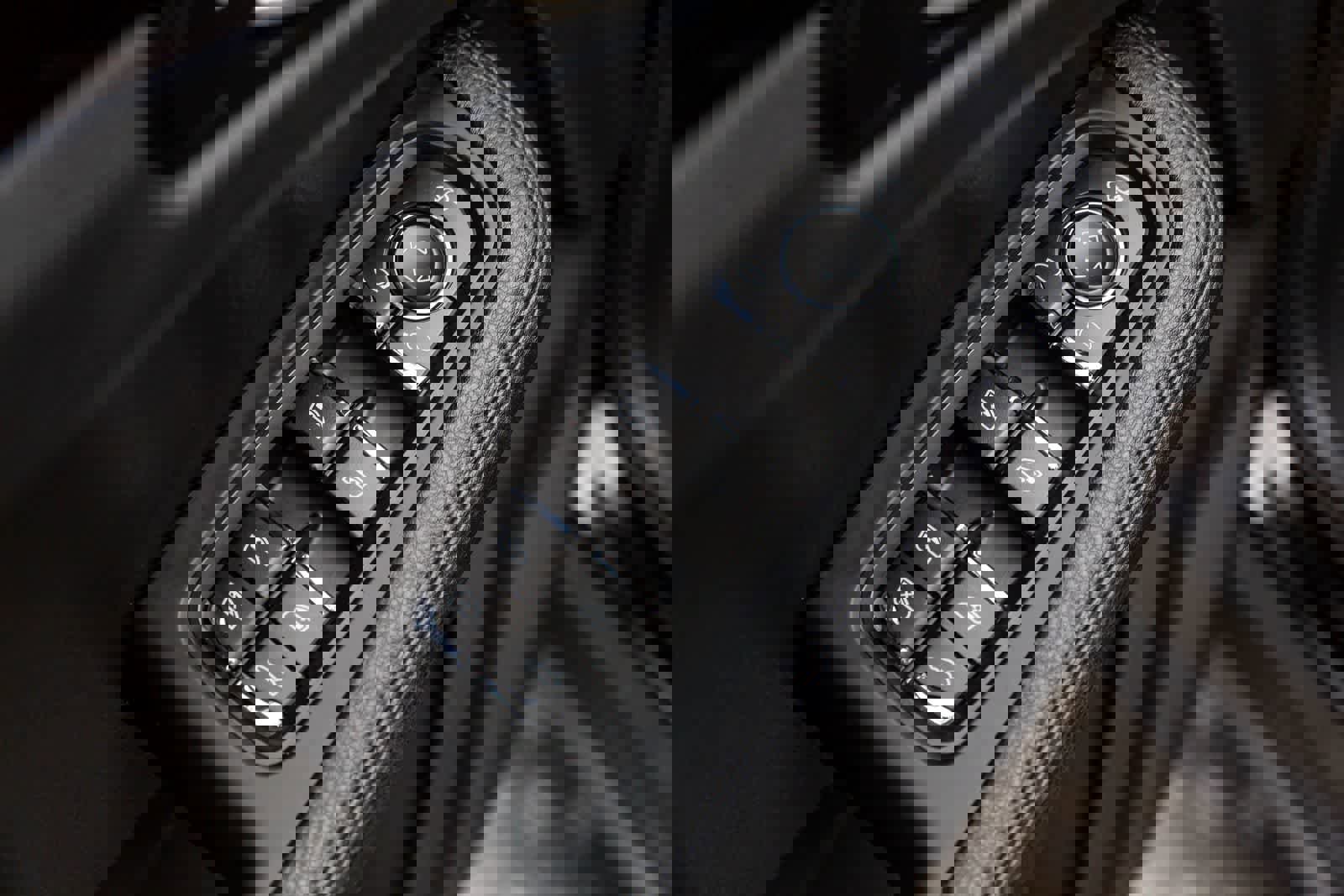 Used 2022 Porsche Macan image 24