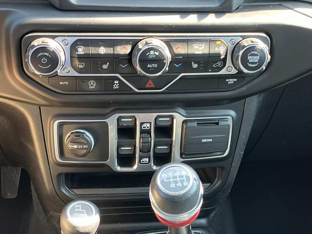 Used 2021 Jeep Wrangler Unlimited Sahara AWD/4WD image 29