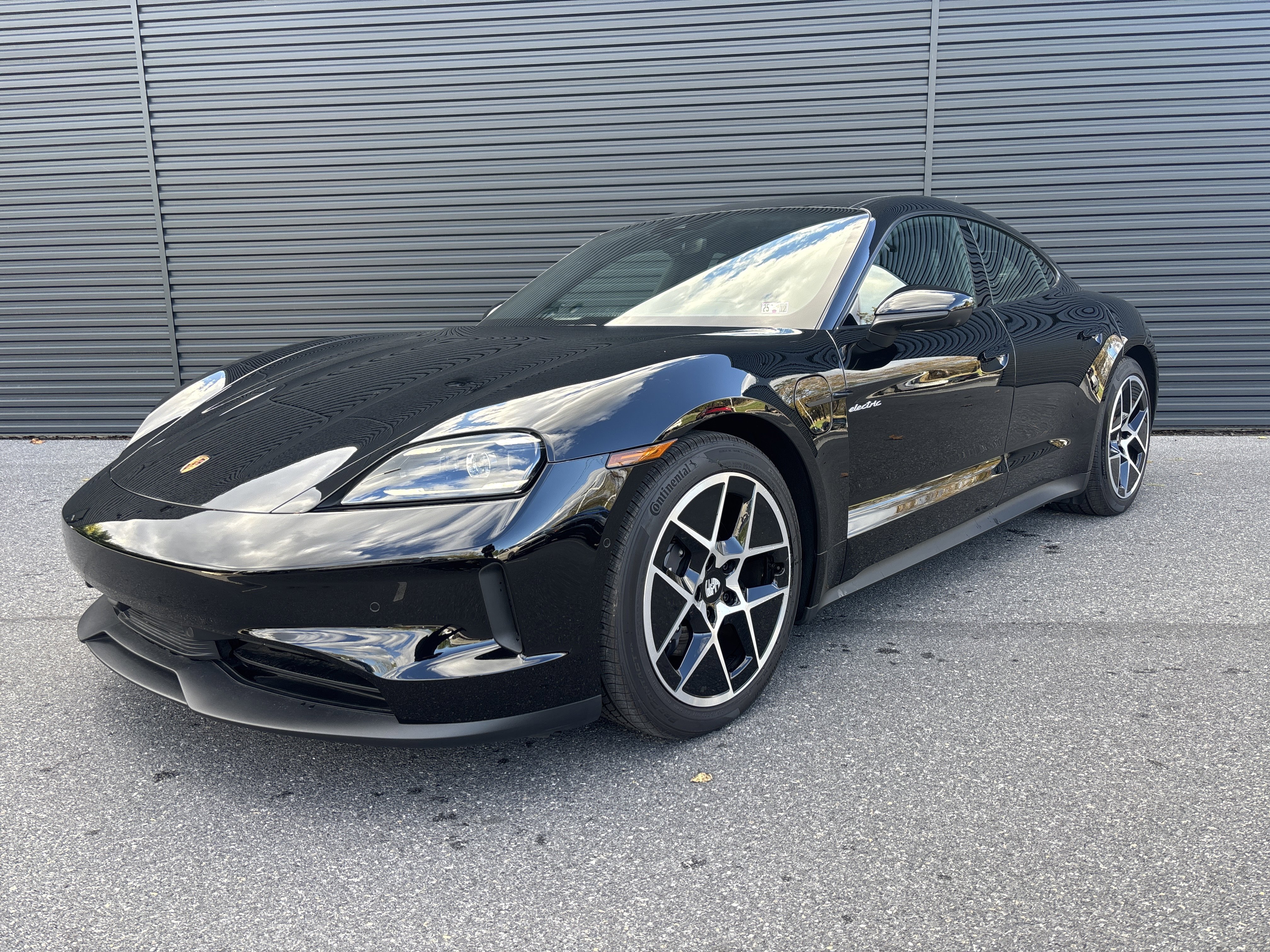 New 2025 Porsche Taycan