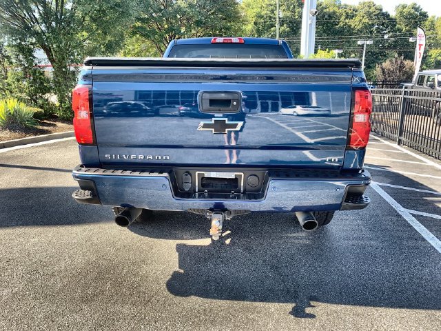 Used 2019 Chevrolet Silverado 1500 LT w/ All Star Edition AWD/4WD image 7