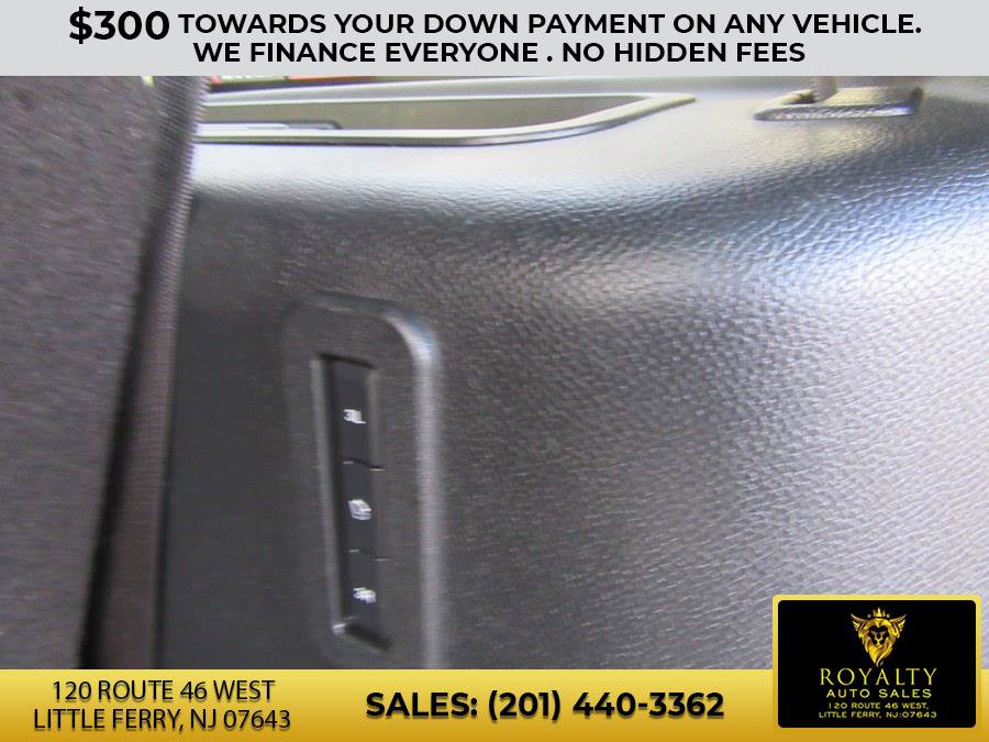 Used 2016 Lincoln Navigator Reserve image 27