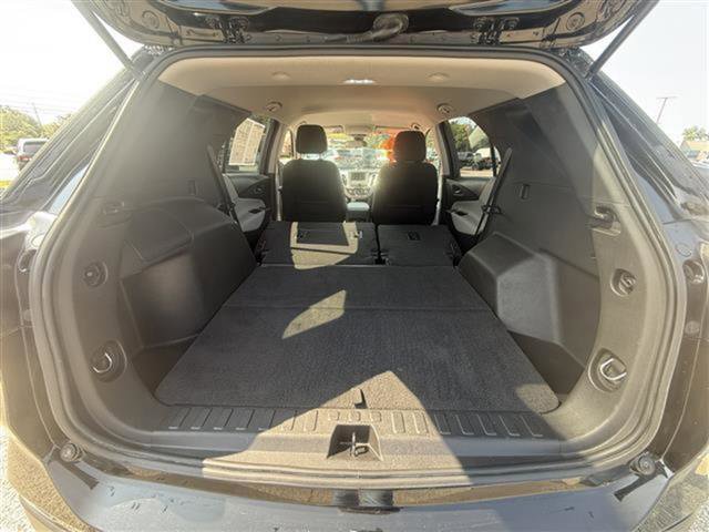 Used 2020 Chevrolet Equinox LS w/ LS Convenience Package image 26