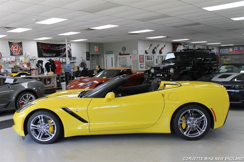Used 2016 Chevrolet Corvette Stingray Convertible w/ 2LT Preferred Equipment Group RWD image 3