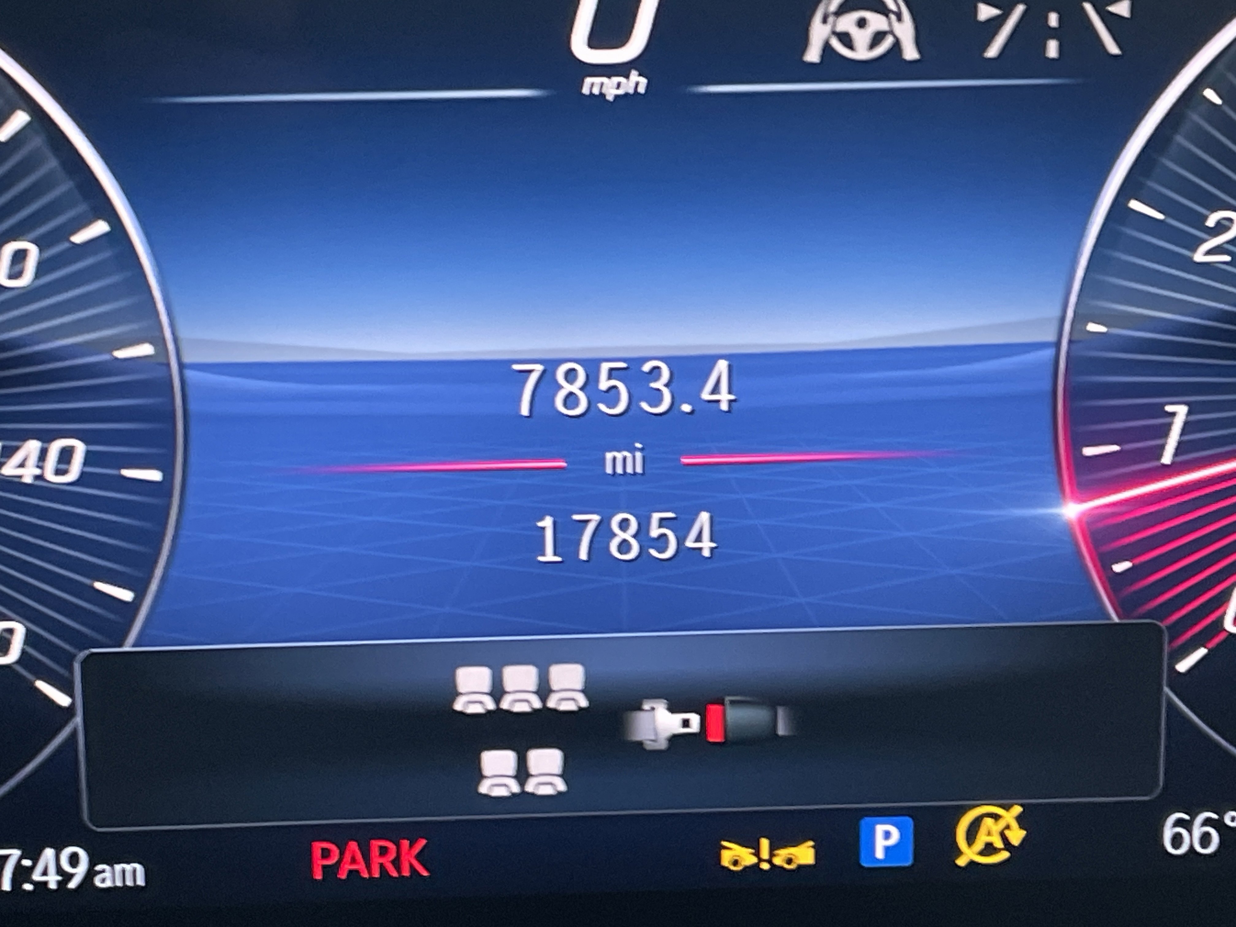 Used 2025 Mercedes-Benz GLE 350 4MATIC image 25