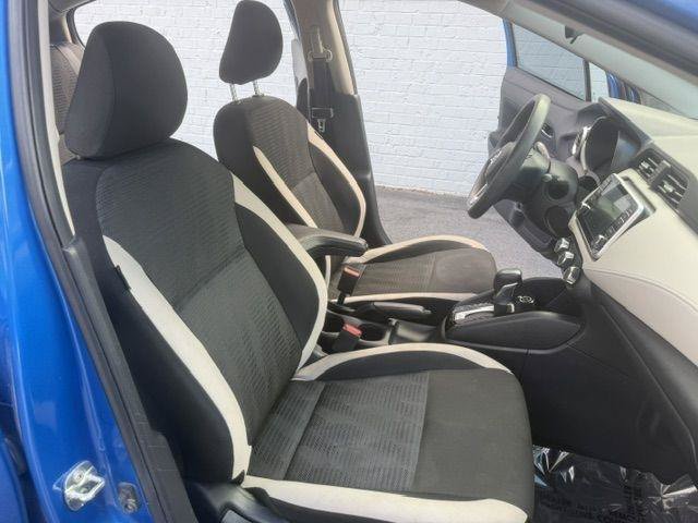 Used 2021 Nissan Versa SV FWD image 9