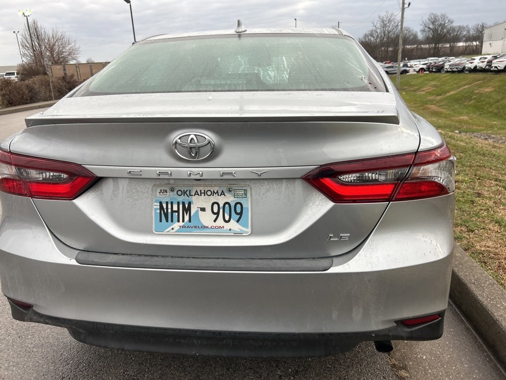 Used 2023 Toyota Camry LE image 5