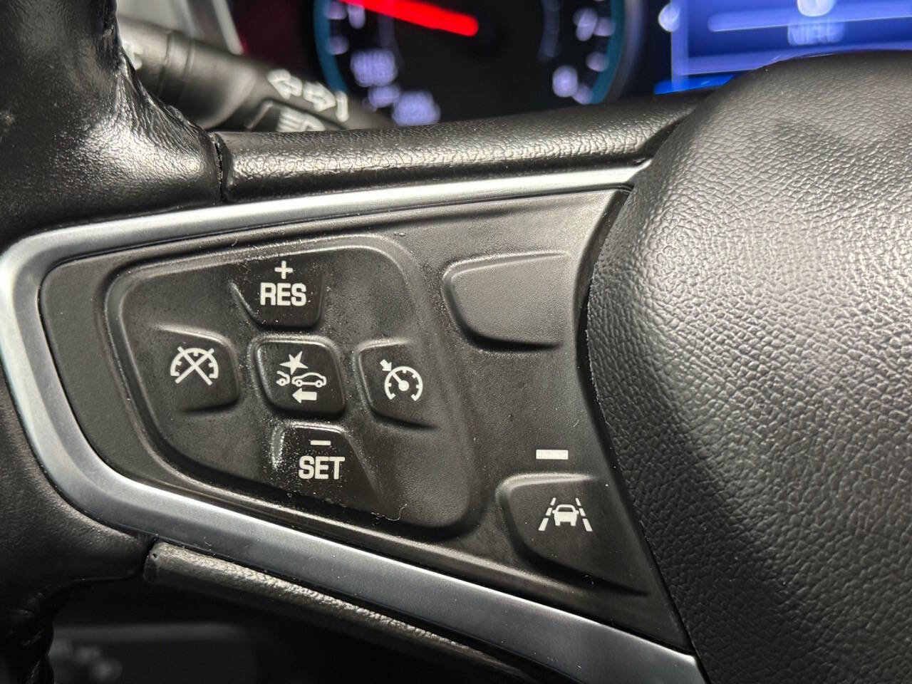 Used 2022 Chevrolet Equinox LT image 29