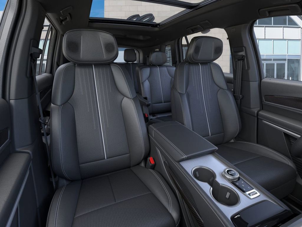 New 2026 Cadillac Vistiq Luxury w/ LPO, Floor Liner Package image 16