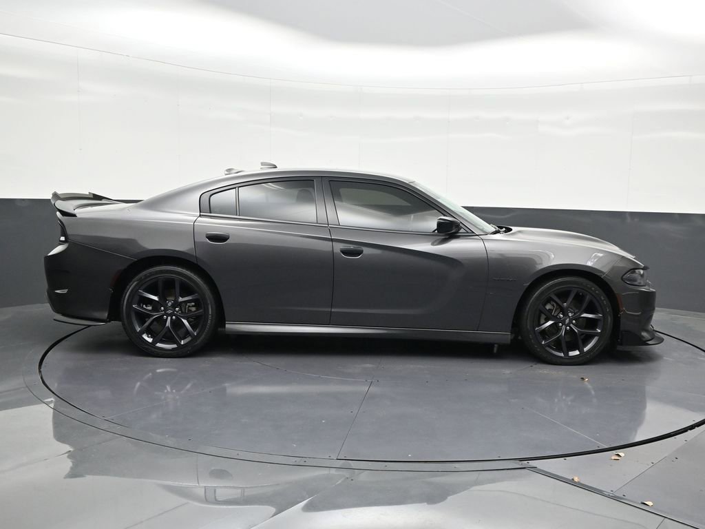 Used 2022 Dodge Charger R/T w/ Blacktop Package image 7