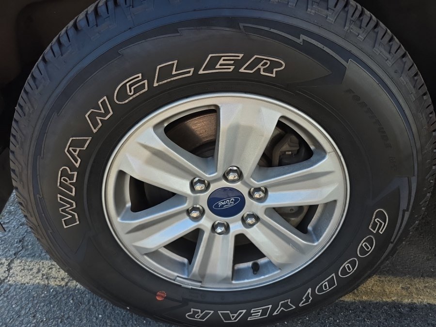 Used 2018 Ford F150 XL w/ Equipment Group 101A Mid AWD/4WD image 26