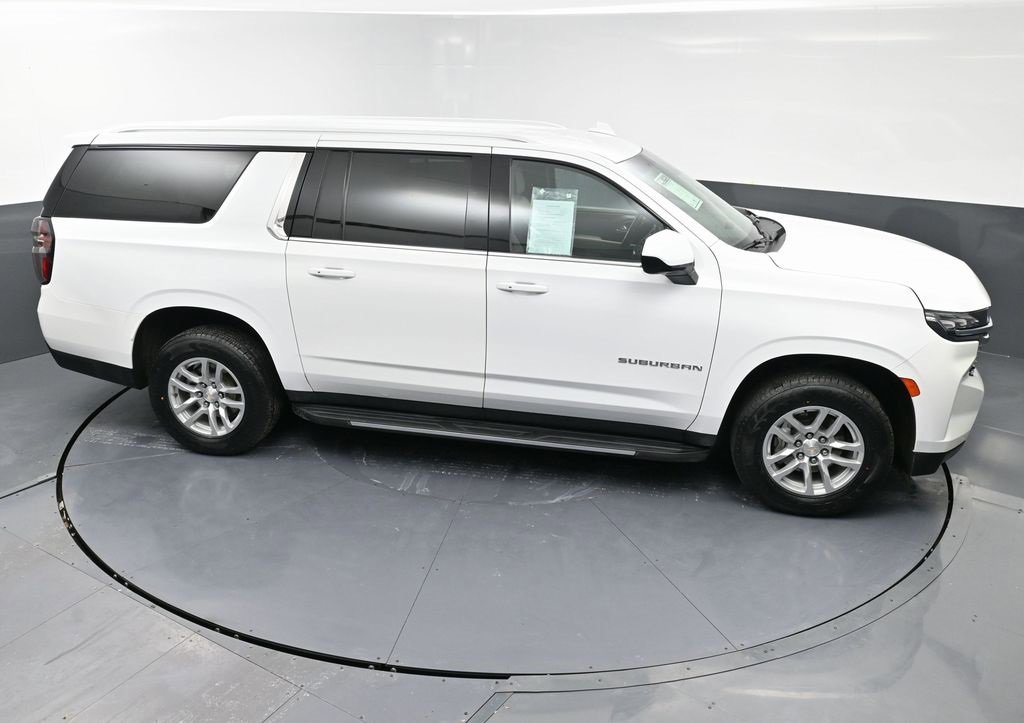 Used 2023 Chevrolet Suburban LT image 49