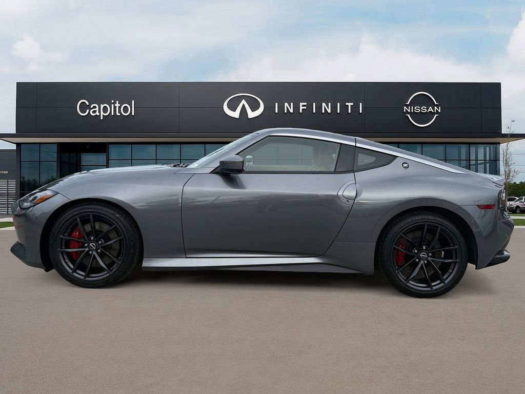 Certified 2023 Nissan Z Performance w/ Floor Mat Package (L93) image 9