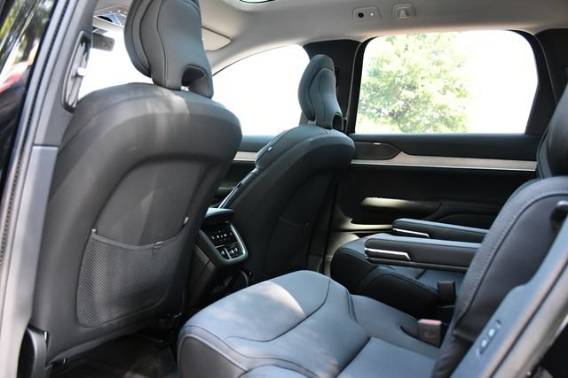 Certified 2025 Volvo EX90 Ultra AWD/4WD image 17