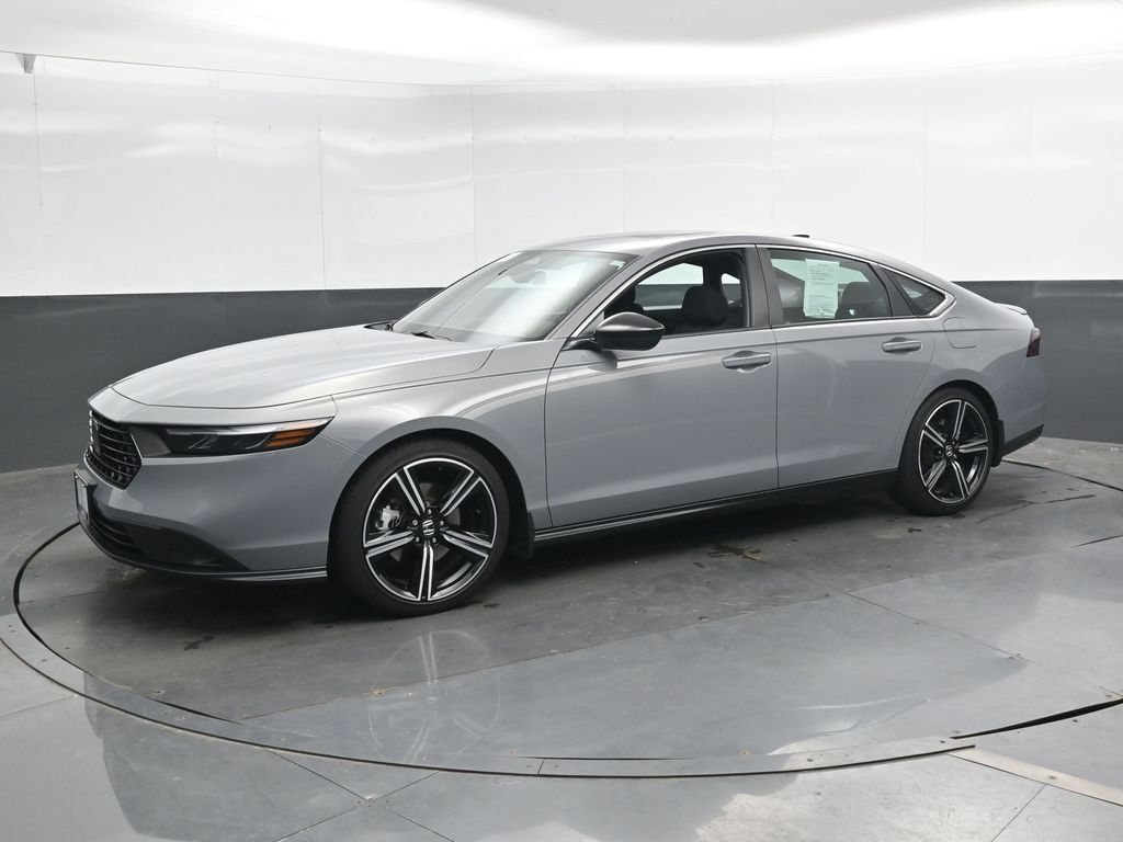 Used 2024 Honda Accord Sport image 6