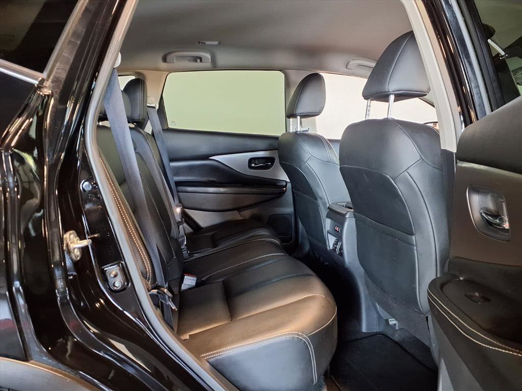 Used 2023 Nissan Murano SV image 10