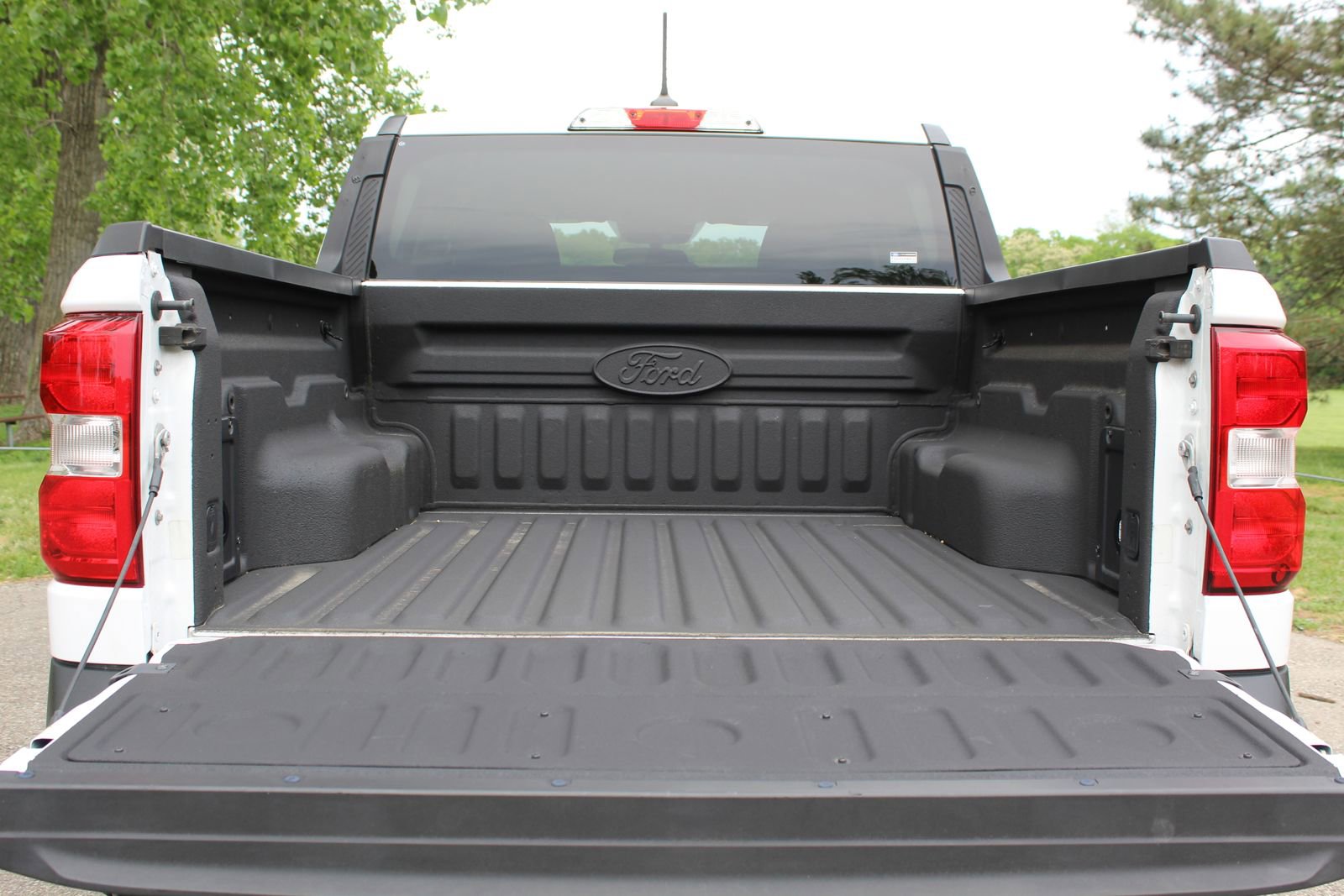 Used 2022 Ford Maverick XL FWD image 22