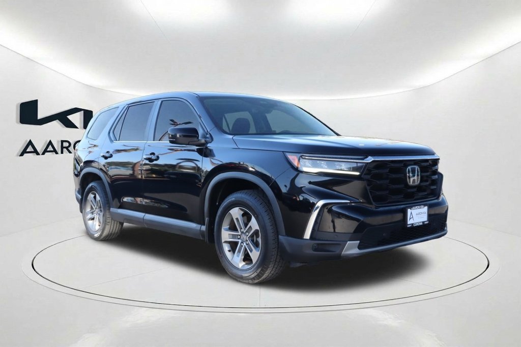 Used 2023 Honda Pilot EX-L image 3