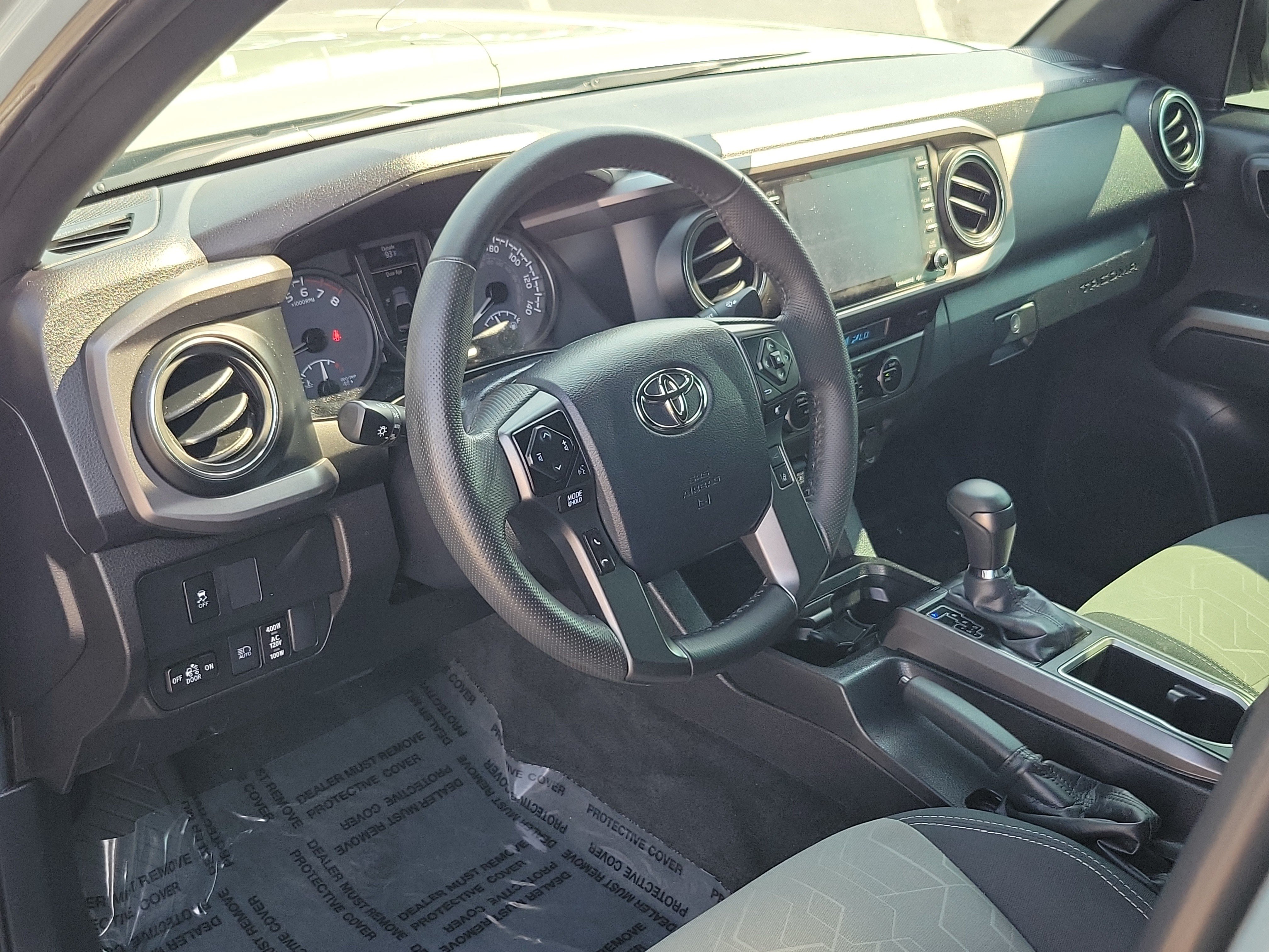Certified 2023 Toyota Tacoma TRD Off-Road w/ Technology Package AWD/4WD image 17