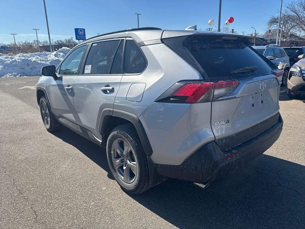New 2025 Toyota RAV4 XLE image 5