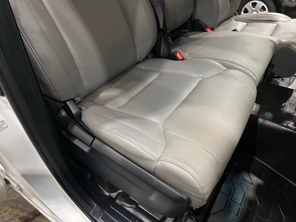 Used 2015 Toyota Tundra SR image 28